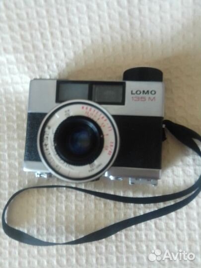 Коллекционный фотоаппарат ломо 135М в футляре
