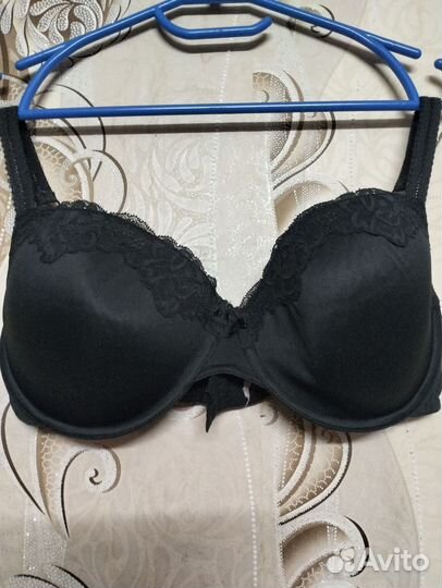 Бюстгальтер