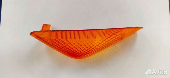 Стекло переднего левого поворотника Kawasaki zzr