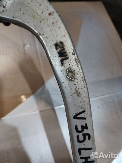 Рычаг передний левый верхний Infiniti G35 V35