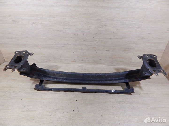 Усилитель переднего бампера Skoda Octavia A5