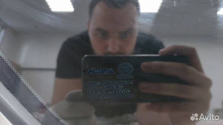 Стекло кузовное глухое правое Haval H6 2014