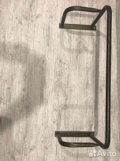 Турник на стену