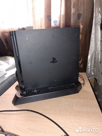 Sony PlayStation 4 Pro 1000 гб HDD