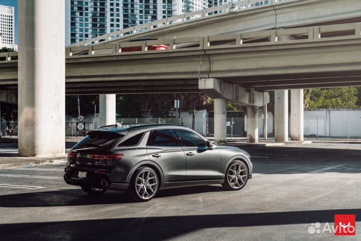 Кованые диски LS Forged R21 на Genesis GV70 GV80