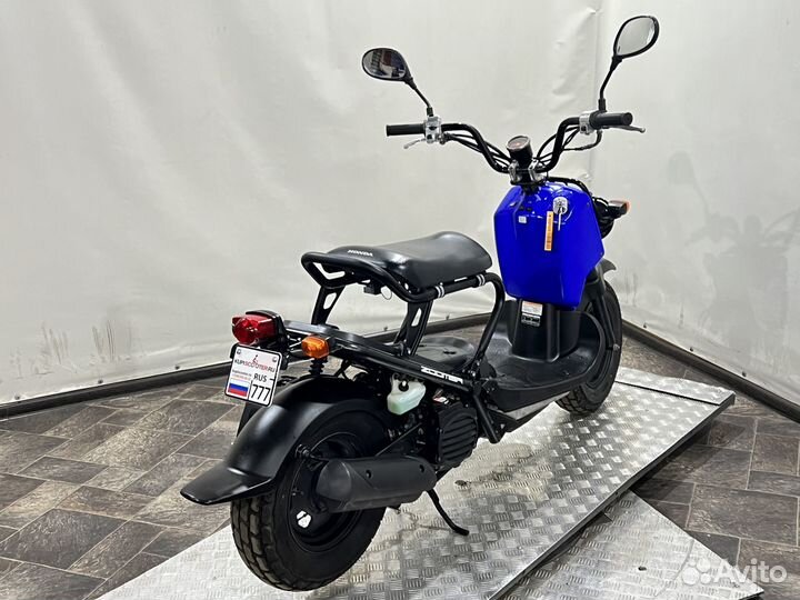 Скутер Honda Zoomer 50