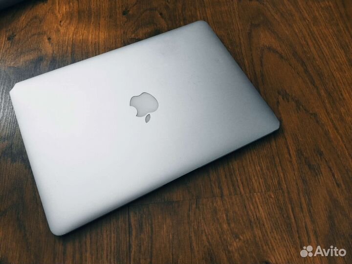 Apple MacBook Air 13 2015
