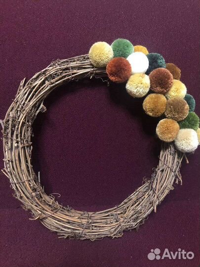 Венок декоративный