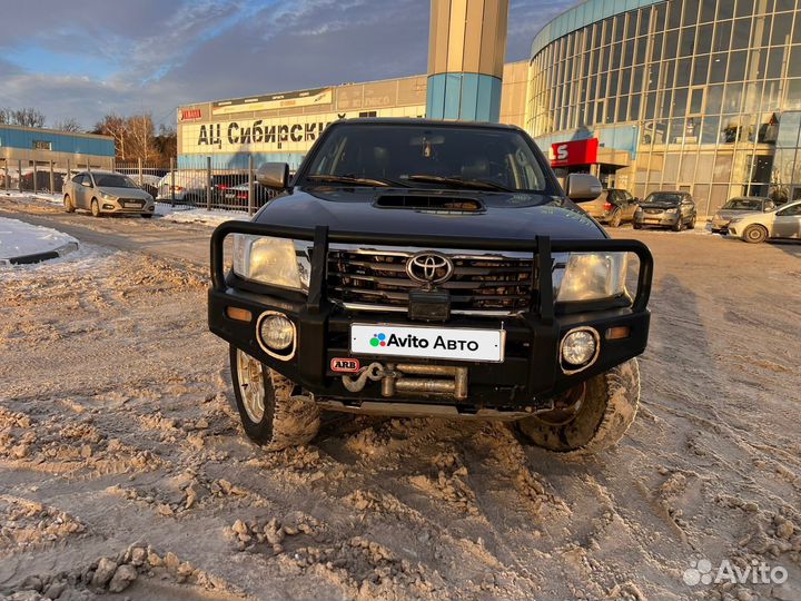 Toyota Hilux 2.5 МТ, 2014, 216 800 км