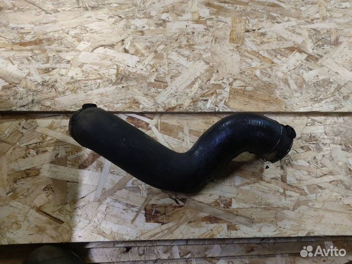 Патрубок интеркулера Mercedes-Benz C-Класс