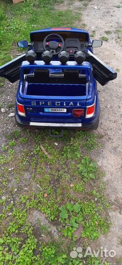 Детский электромобиль двухместный бу