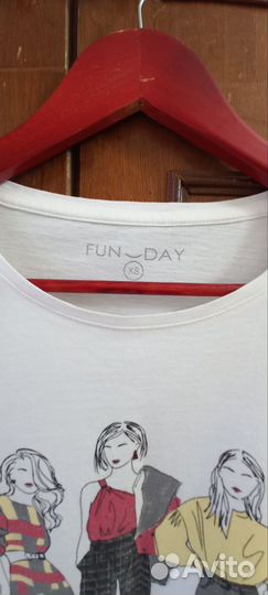 Футболка