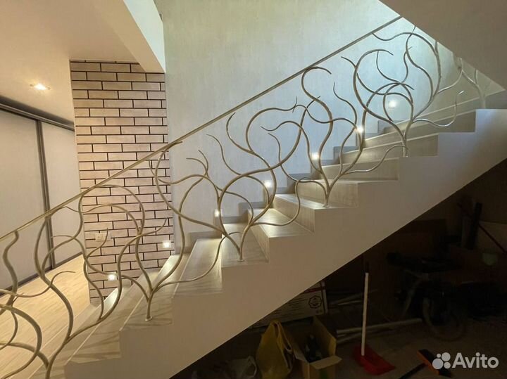 Кованые перила для лестниц