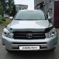 Toyota RAV4 2.0 AT, 2006, 290 000 км, с пробегом, цена 1 320 000 руб.