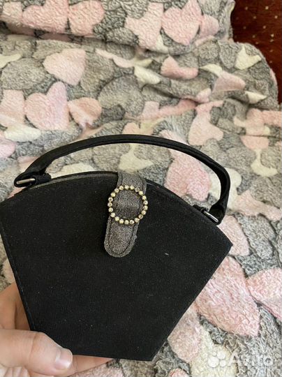 Сумочка с косметикой