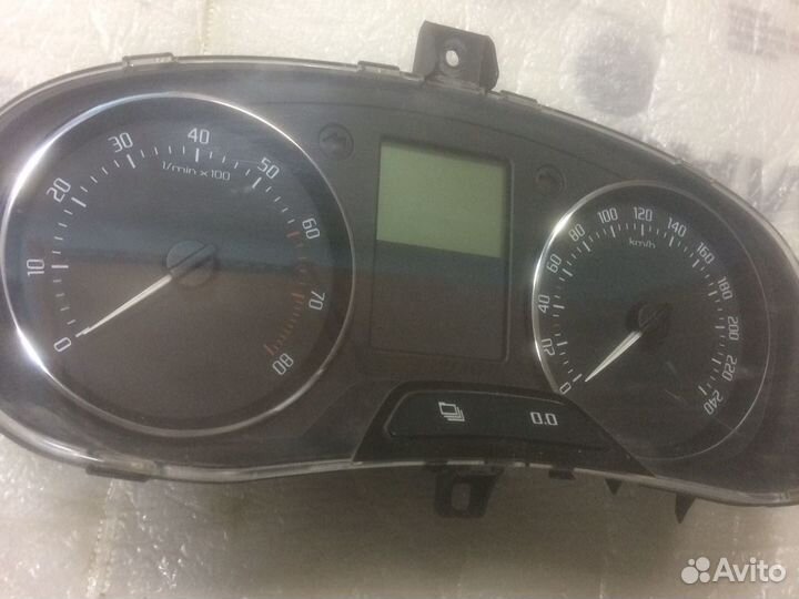 Приборная панель Skoda Fabia 2007-15 1.4 16V cggb