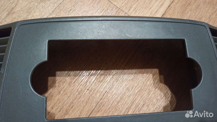 Рамка для магнитолы grand cherokee wk1