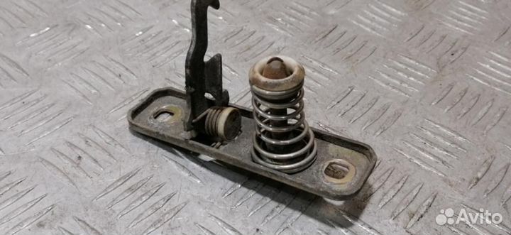 Замок капота Chery Amulet 2006-2012