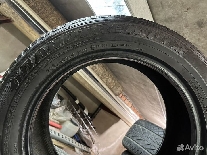 Dunlop Grandtrek PT2 235/55 R18 99V