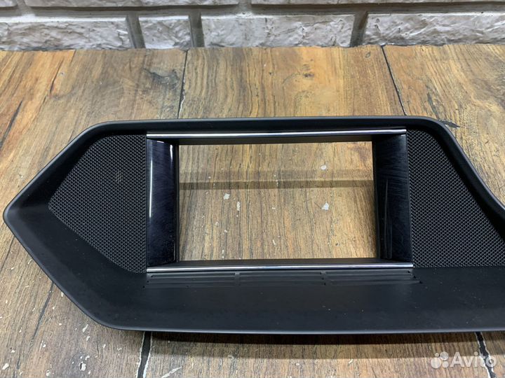 Mercedes Benz E W212 Накладка декоративная