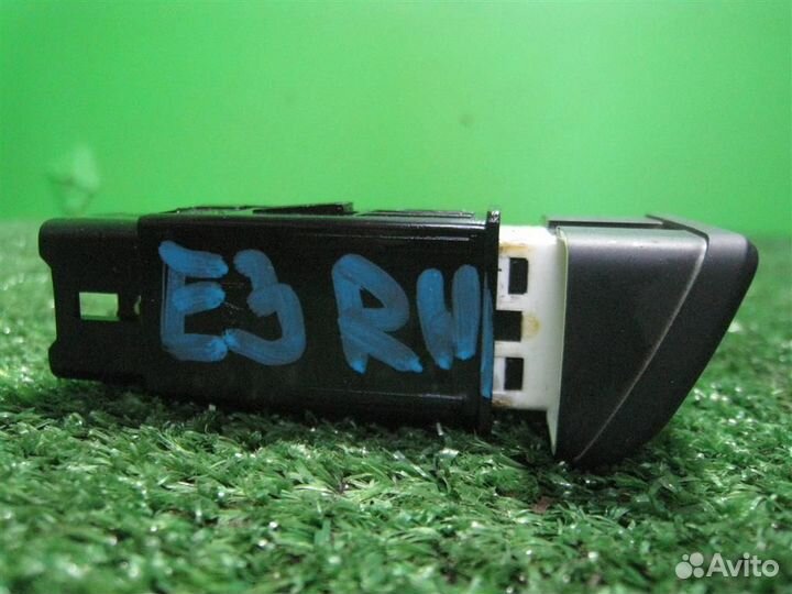 Переключатель обогрева сидений KIA Picanto (BA) 2