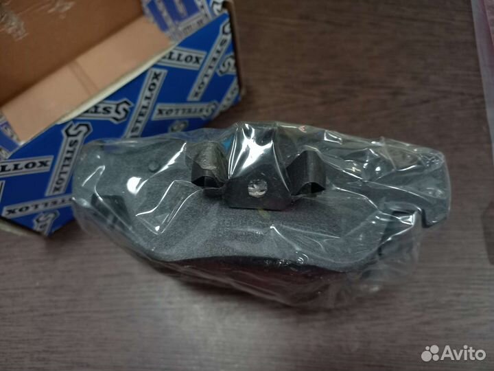 Колодки тормозные передние BMW E87/E90/E91