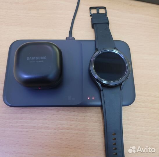 Зарядное устройство беспроводное Samsung EP-P4300