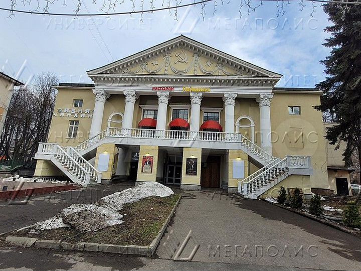 Помещение свободного назначения 380 м²