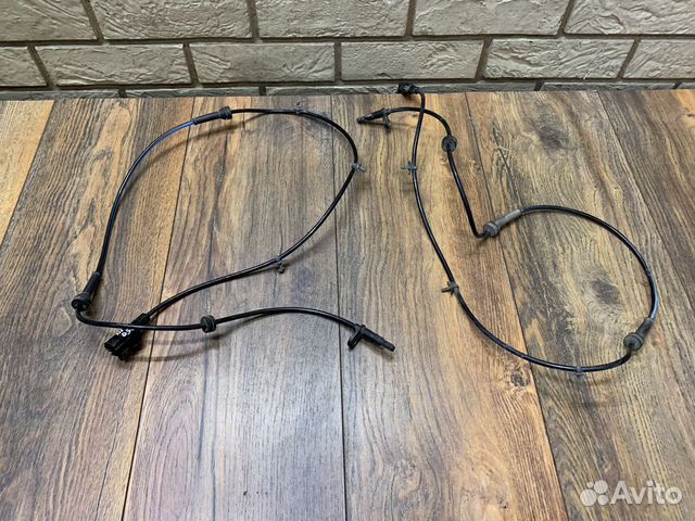 Infiniti Q50 (V37) Датчик ABS передний LH RH