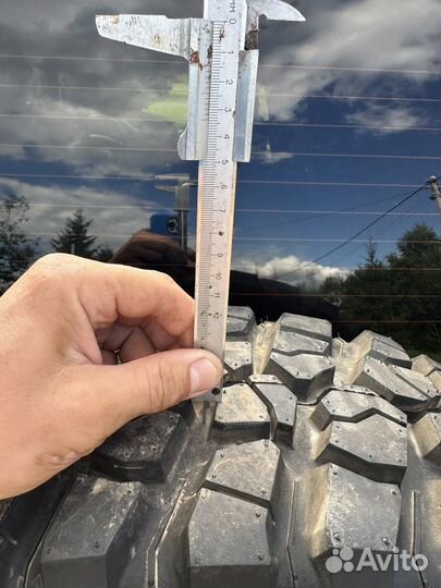 Bfgoodrich Mud-Terrain T/A KM3 265/75 R16