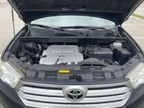 Toyota Highlander 3.5 AT, 2012, 216 000 км, с пробегом, цена 2 165 000 руб.