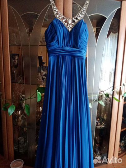 Вечернее платье в пол