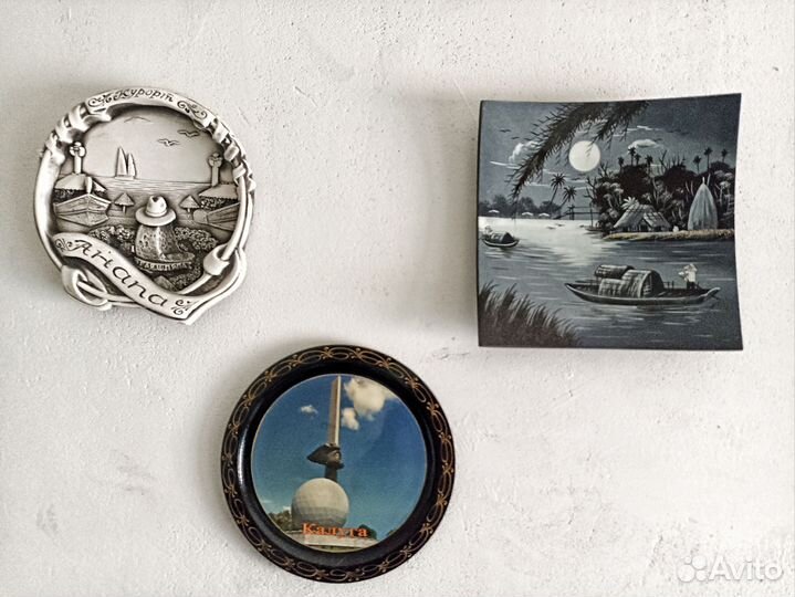 Тарелки сувенирные декоративные