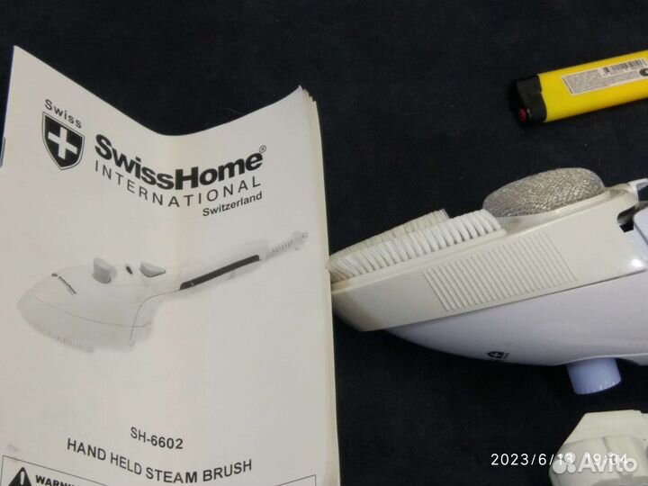 Паровой утюжок-отпариватель