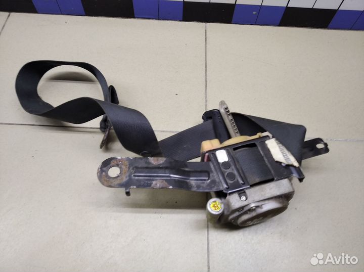 Ремень безопасности с пиропатроном Almera N16 2000