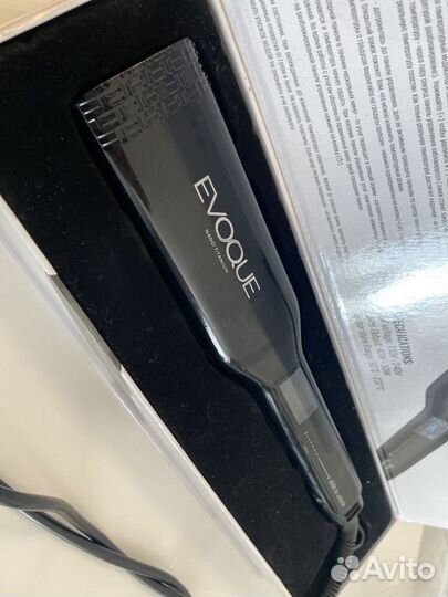 Выпрямитель (утюжок) evoque black Nano Titanium