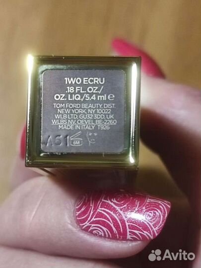 Тom Ford консилер оттенок 1W0 ecru