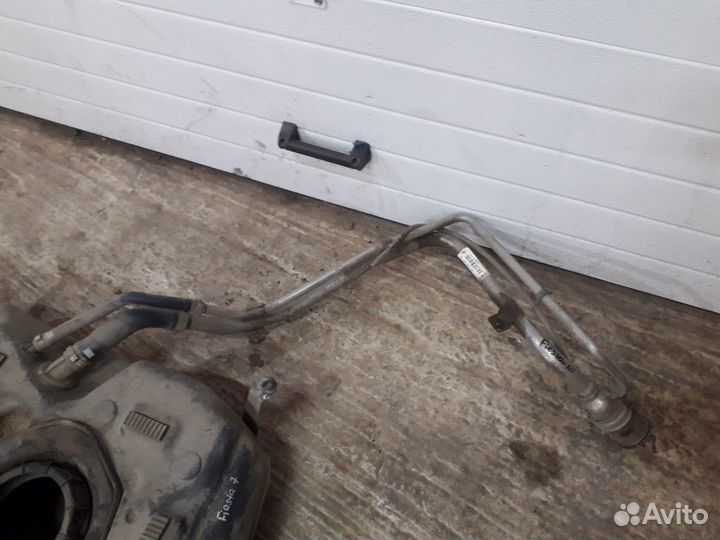 Бак топливный, горловина Фиеста 7 Fiesta MK7