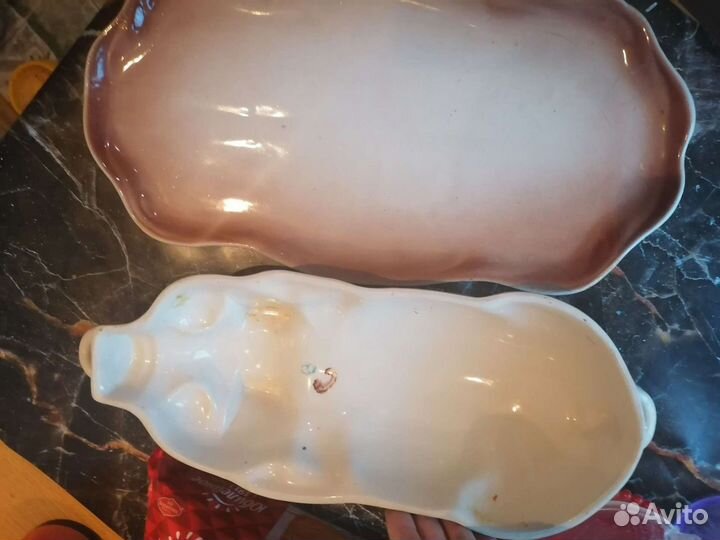 Блюдо с крышкой