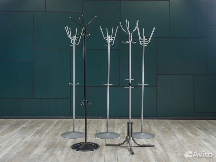 Вешалка Металл Чёрный Россия