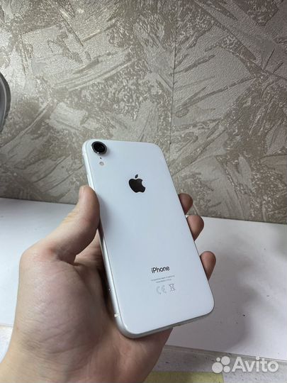 iPhone Xr, 64 ГБ
