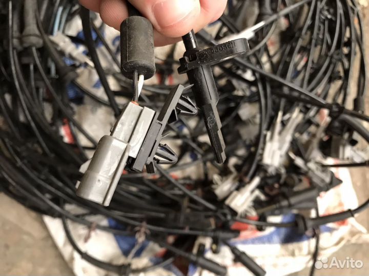 Датчики ABS Nissan оригинал новые