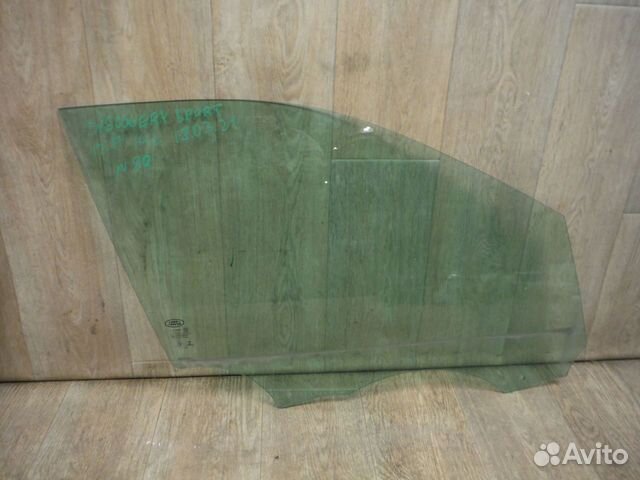Стекло переднее правое LR Discovery Sport 2016