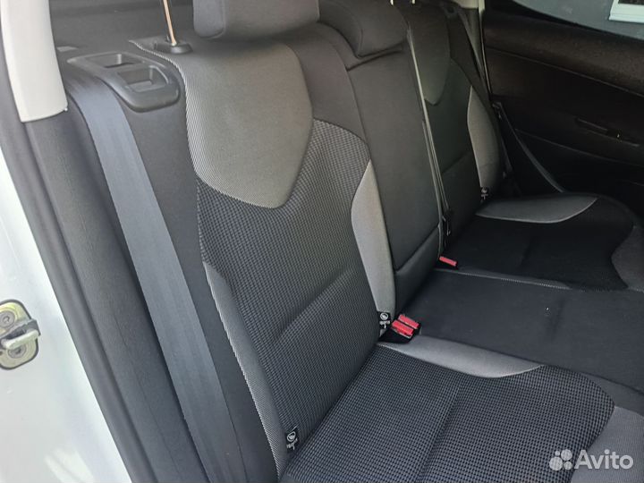 Peugeot 308 1.6 МТ, 2012, 160 000 км