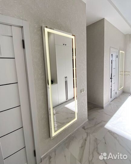 Зеркало с подсветкой