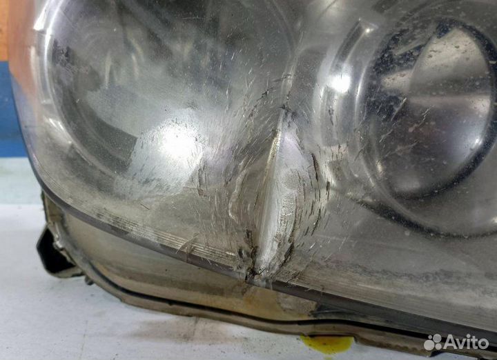 Фара передняя правая Opel Astra H Универсал (L35)