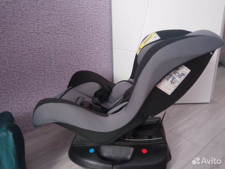 Автомобильное детское кресло от 0 до 18 кг