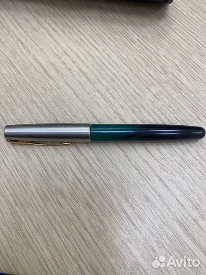 Перьевая ручка parker