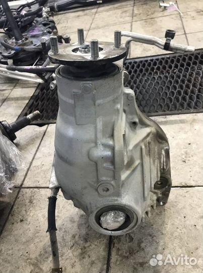 Передний редуктор Toyota Land Cruiser 200, 1VD