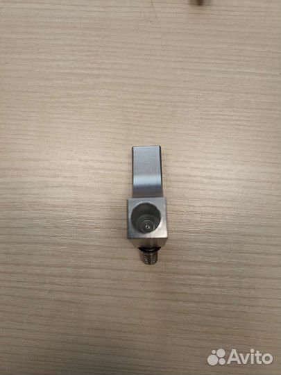 Треугольное крепление головы на карповый подсак